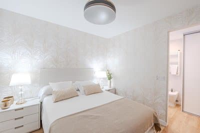 Colon 904 in Madrid With 1 Bedrooms and 1 Bathrooms
