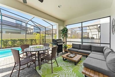 Family 6BR Home, Pool & Game Room