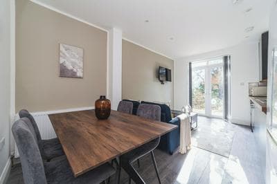 The Cricklewood Apartment