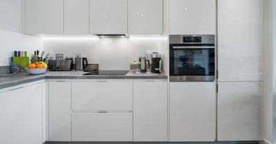 Skyline View 1 Bed Apartment Sleeps 2 - Balcony