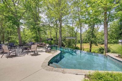 Pool, Hot Tub & Outdoor Theater: Franklin Retreat