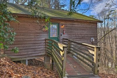 Secluded Nantahala 'gone Hunting' Cabin w/ Hot Tub