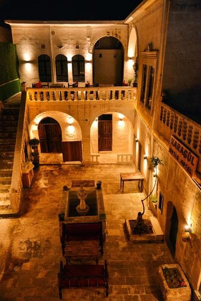 Karagül Otel