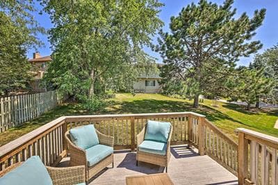 Modern Boho Gem: Yard + 10 Mi to Baxter Arena
