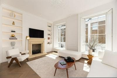 Elegant and Bright 3-bed Flat Near Sloane Square