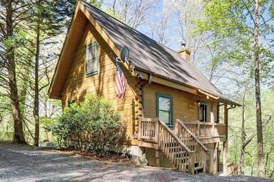 Pet-friendly Ellijay Vacation Rental w/ Hot Tub!