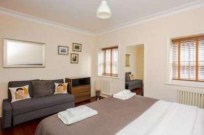 Luxury 2 Bedroom Apartment in London Bridge