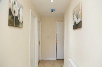 Budget 4-bedrooms In Thamesmead