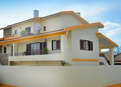 Sleeps22-garden-hottub-pool-barbecue-jacuzzi