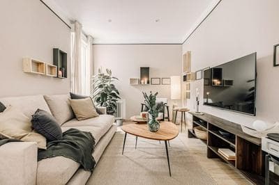Agate - 2 Bedrooms in Trafalgar