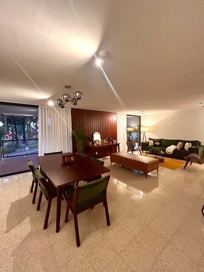 21 Wonderful Apartment Location Design Balcony AC