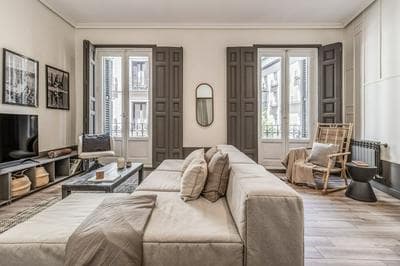 Arashi - 4 Bedrooms in Chueca