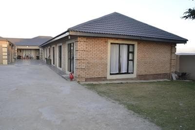Thembisi Guesthouse