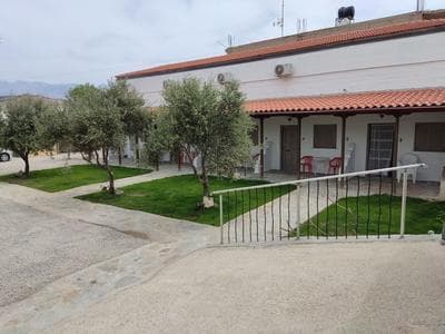 Almmos mezzanine apartments Kalamaki