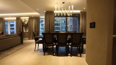 Luxurious Three Bedroom Flat in Chelsea Creek