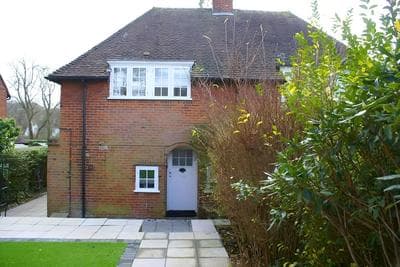 Inviting, Relaxing, 2-bed House-hampstead-london
