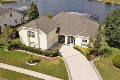 Lake House At Formosa 5 Bedroom Home by RedAwning