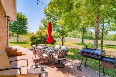 New- Tranquil & Gorgeous Countryside 3br/2bath Home on 1 Acre - 20 Min From Nashville!