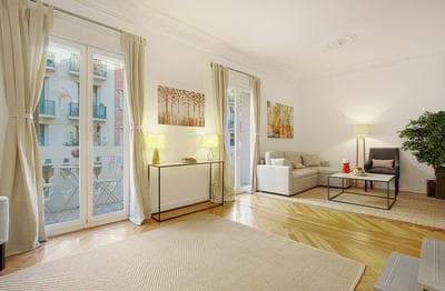 Big Apartment 2 Bedrooms & 2 Bathrooms. Chamberí