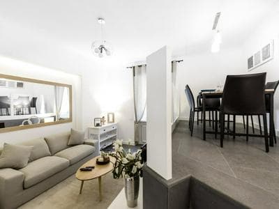 Popolo Apartment