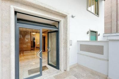 Aldos Place