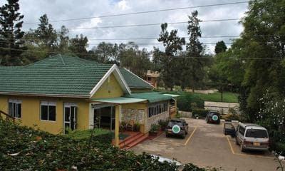 Little Woods Inn