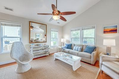 Walk to Beach & Boat Ramp: Home w/ Outdoor Area