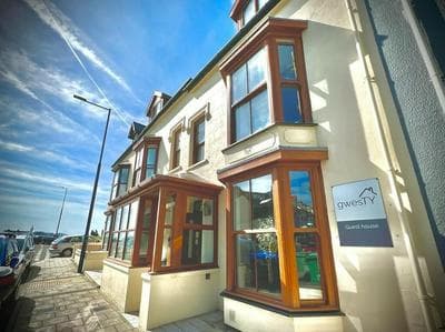 gwesTY Guest House