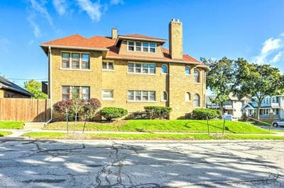 Charming Milwaukee Retreat ~ 5 Mi to Downtown