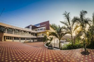 Ratnaa Resort