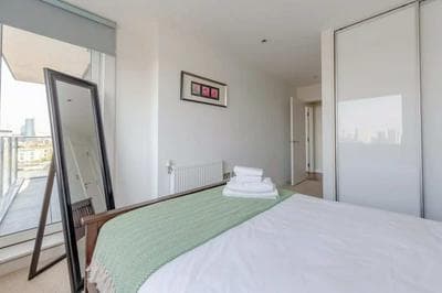 2BD Flat Overlooking the River Thames! - Greenwich