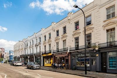 Charming one Bedroom Flat Near Maida Vale by Underthedoormat