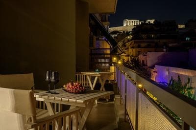 Acropolis Grand Apartment