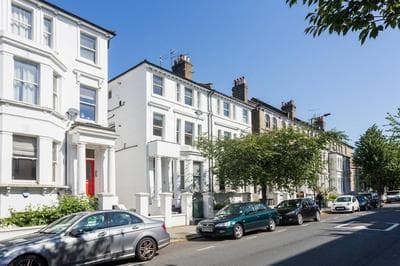 Delightful 2 bed Garden Flat in Shepherd's Bush
