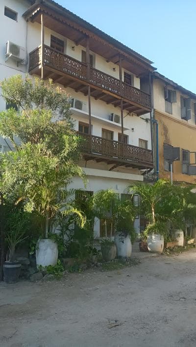 Plumeria Hotel