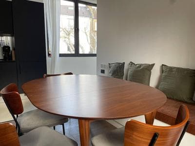 Design led Duplex Apartment in Buzzing Queens Park