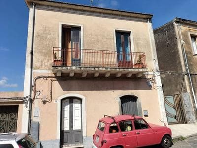 Casa Vacanze Relax Etna With Stunning Natural Beauty View