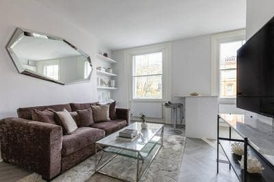 Oakley Street XII by Onefinestay