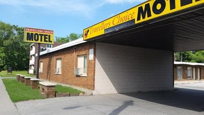 Traveller's Choice Motel