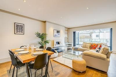 Charming Spacious 5 Bed Mews House - Kensington