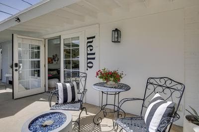 5 Blocks to El Paseo: Palm Desert Casita w/ Pool