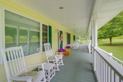 Ellijay Vacation Home w/ Hot Tub & Game Room!