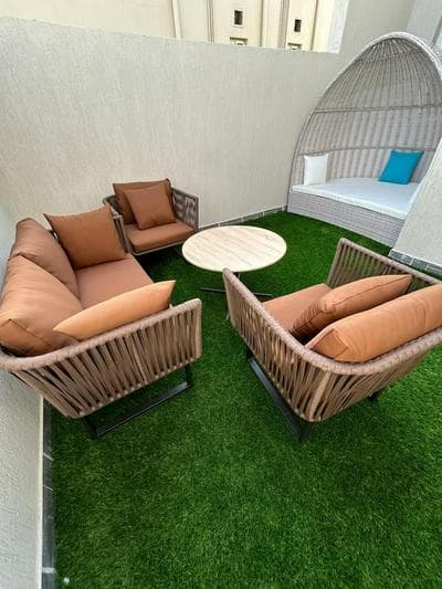 Elite House