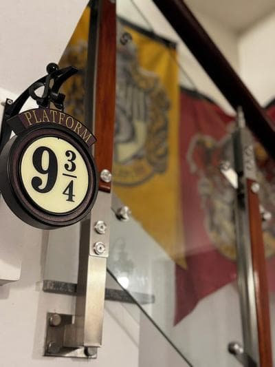 The Hidden Hogwarts - Nearly Bui Vien