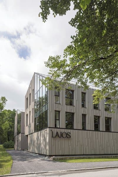 Lajos Hotel