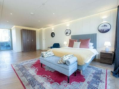 Discover The Underworld Five Bedroom by Belvilla
