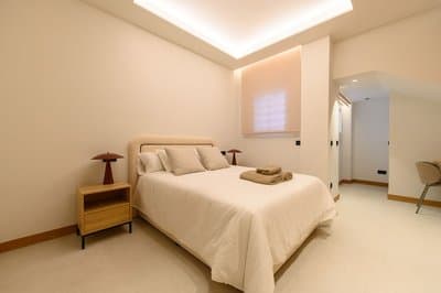 M Scr7b2 Amplio Piso Exterior de un Dormitorio e