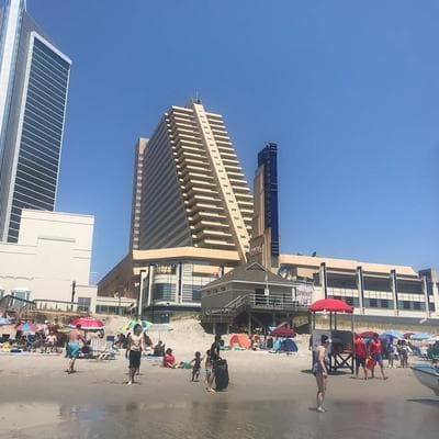 Beachfront 2BR 3BA Condo by Cozysuites