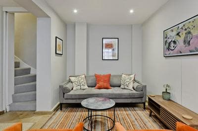 Long Stay Discounts - 2-bed Marble Arch Mews House