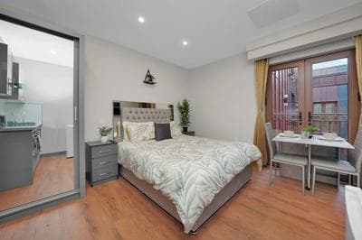Ilford - East London Apartment - Greater London